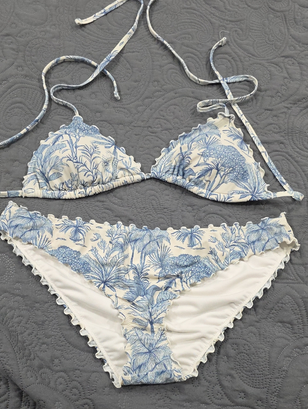 Shade & Shore Blue and White Floral Triangle Bikini Set